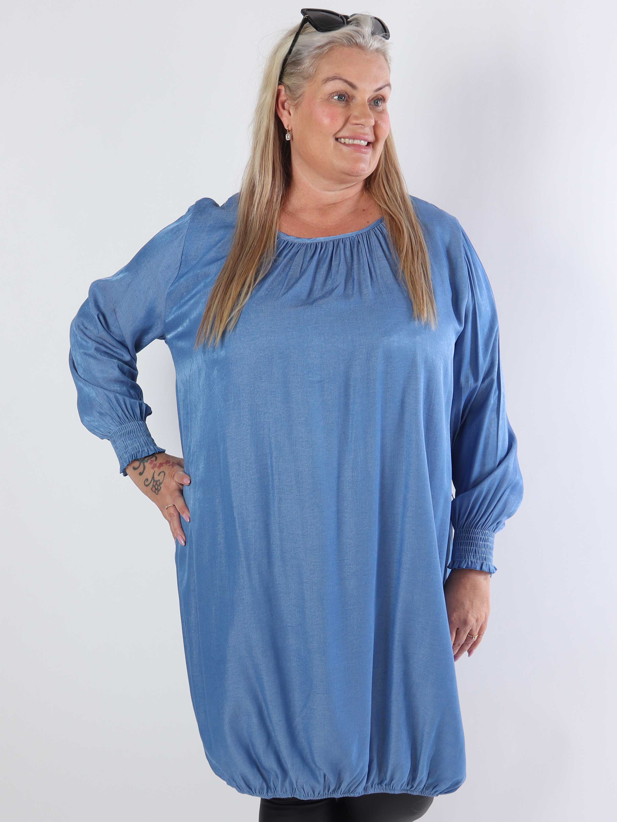 Miracle Denim Dress L/S - Plus size-klänning med resår i nederkanten